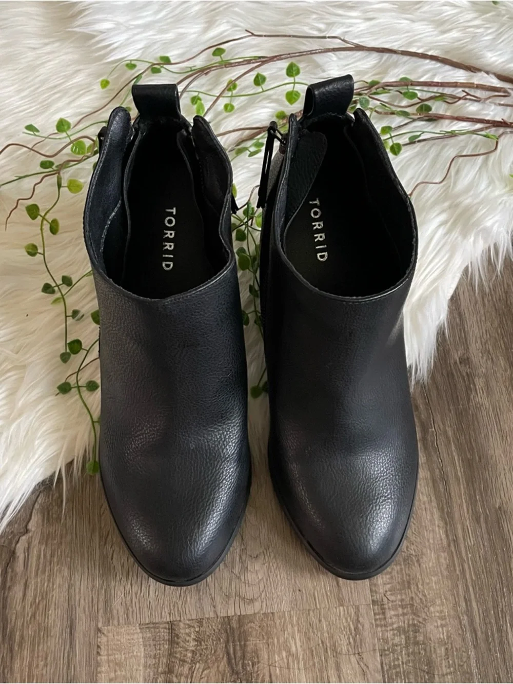 Torrid Side Zip Heel Bootie Ankle Boot Size 10.5 WW